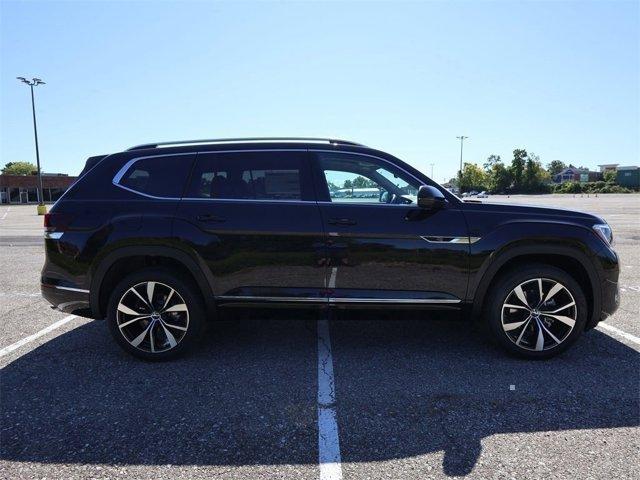 new 2025 Volkswagen Atlas car, priced at $55,873
