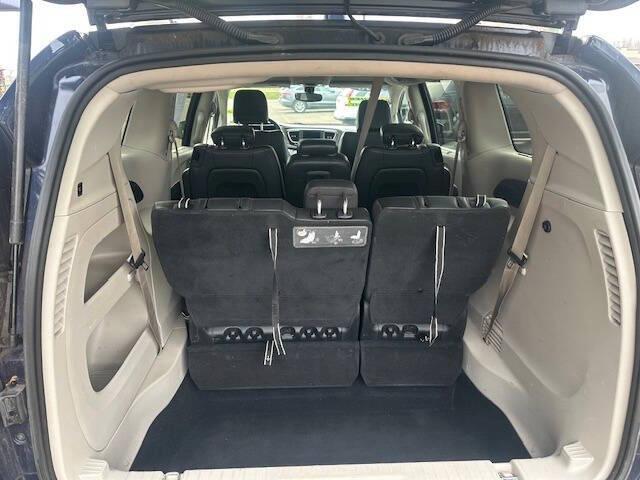 used 2018 Chrysler Pacifica car, priced at $12,900