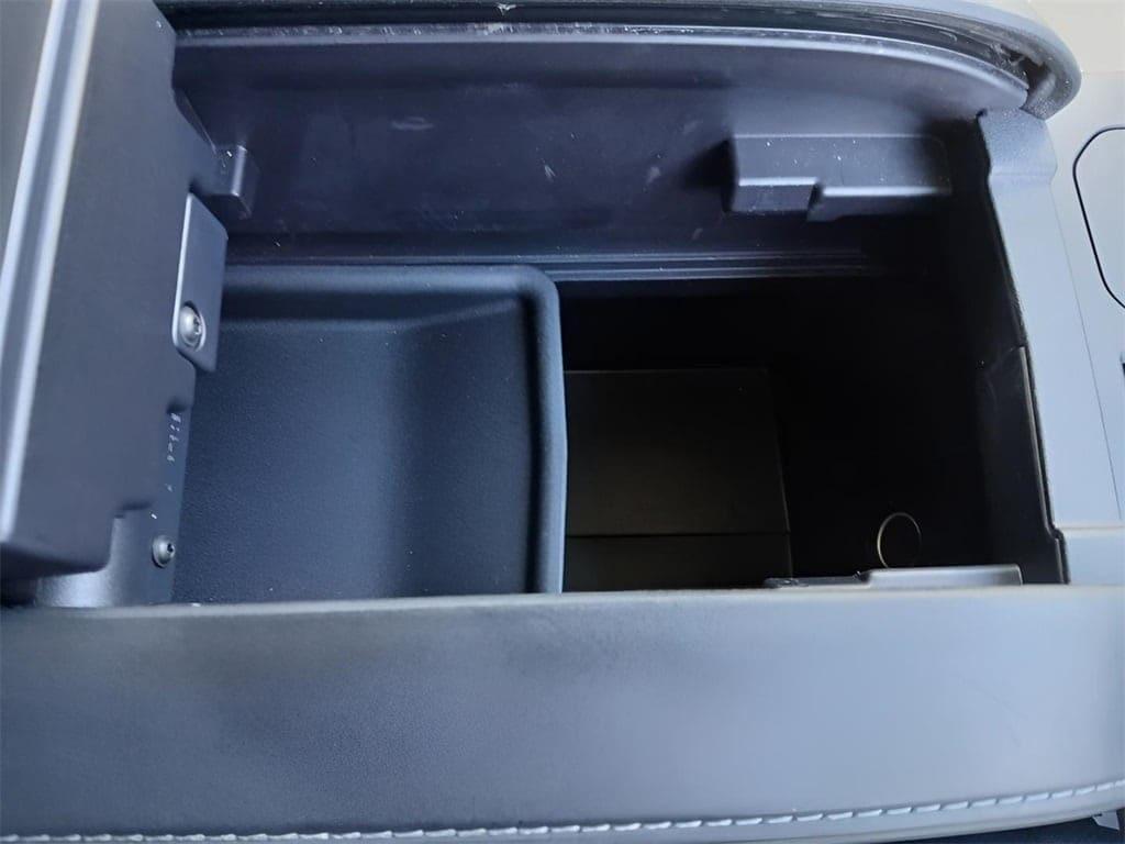 used 2022 Toyota Highlander car, priced at $38,165