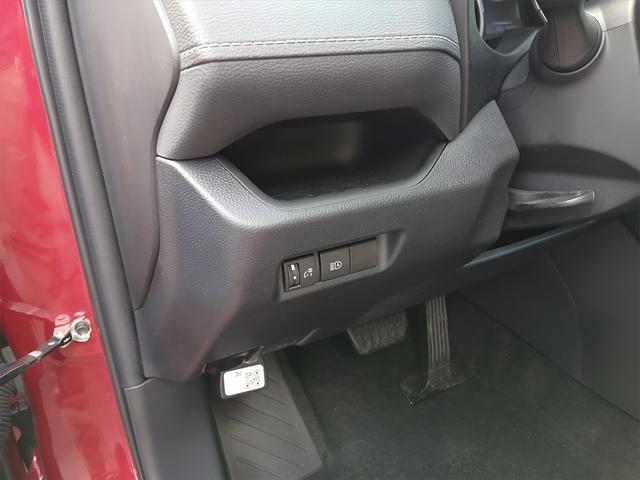 used 2021 Toyota RAV4 car, priced at $28,515