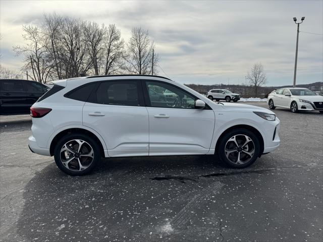 used 2023 Ford Escape car, priced at $26,870