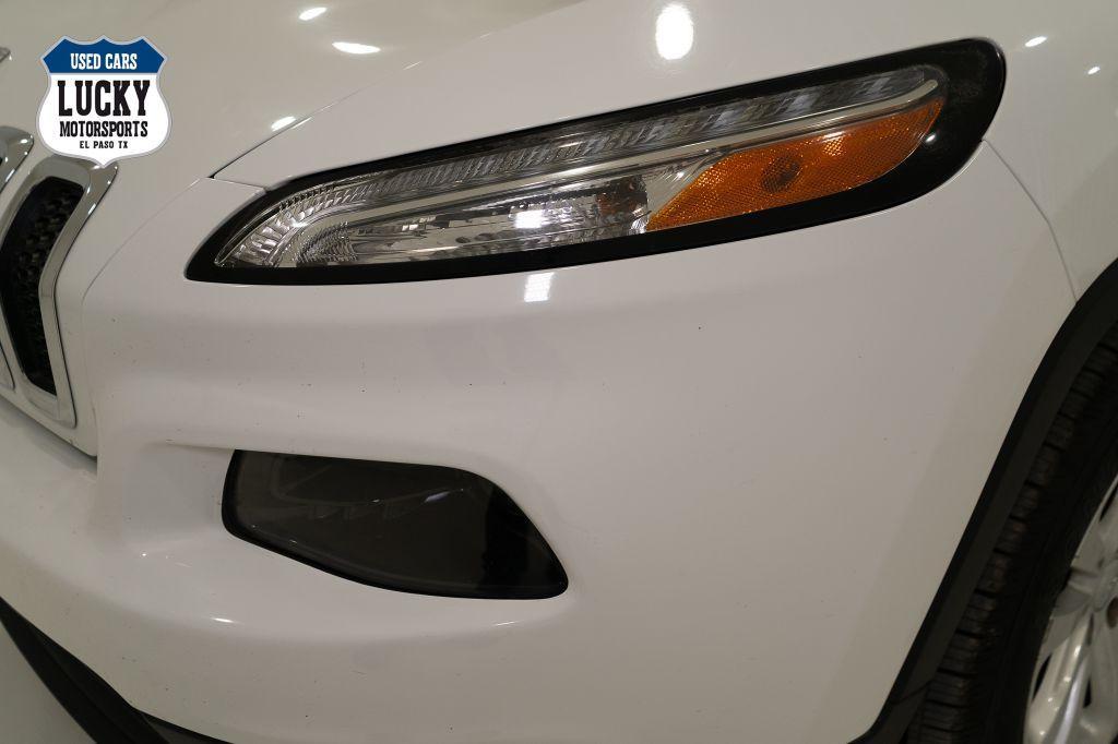 used 2015 Jeep Cherokee car, priced at $8,999