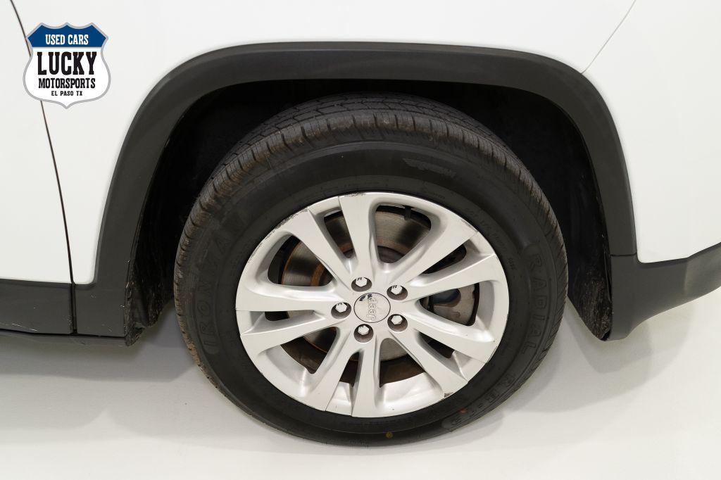 used 2015 Jeep Cherokee car, priced at $8,999