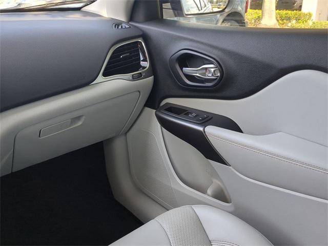 used 2022 Jeep Cherokee car, priced at $23,499
