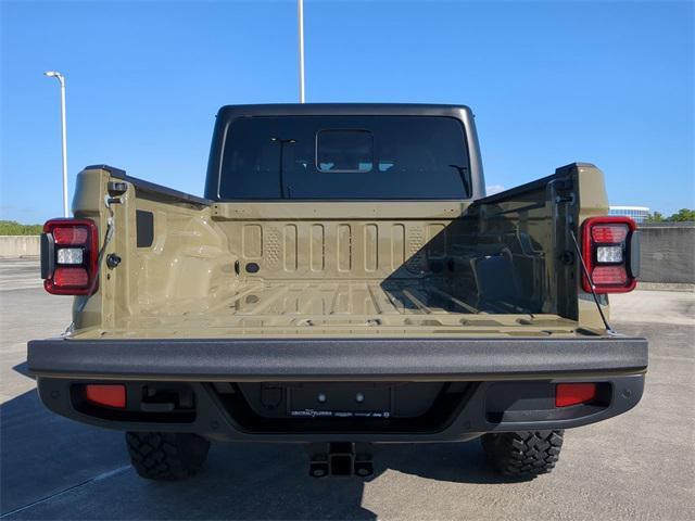 new 2025 Jeep Gladiator car, priced at $47,645