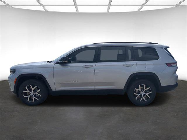 new 2025 Jeep Grand Cherokee L car, priced at $49,290