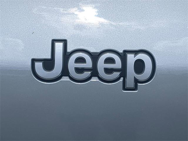 new 2025 Jeep Grand Cherokee L car, priced at $49,290