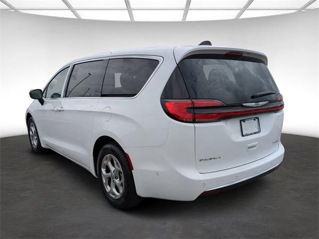 new 2024 Chrysler Pacifica car, priced at $49,644