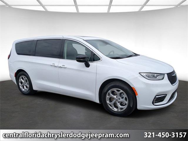 new 2024 Chrysler Pacifica car, priced at $48,894