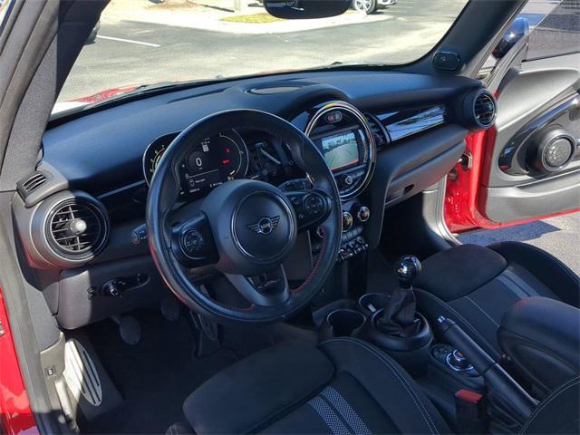 used 2021 MINI Hardtop car, priced at $19,999