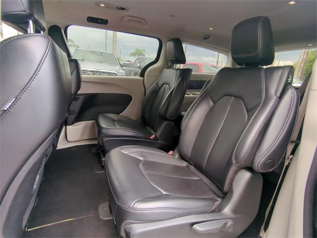 used 2023 Chrysler Pacifica Hybrid car, priced at $25,249
