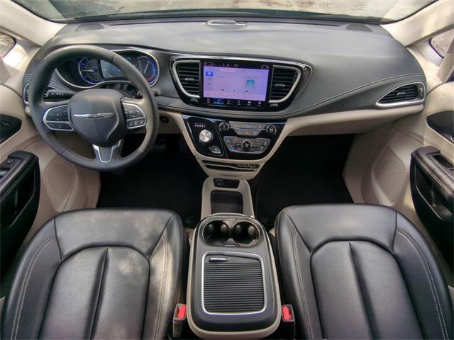 used 2023 Chrysler Pacifica Hybrid car, priced at $25,249