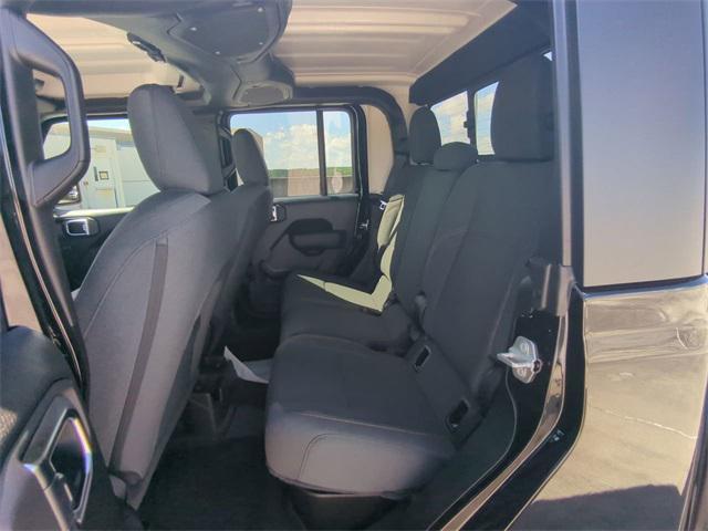 new 2025 Jeep Gladiator car, priced at $47,645