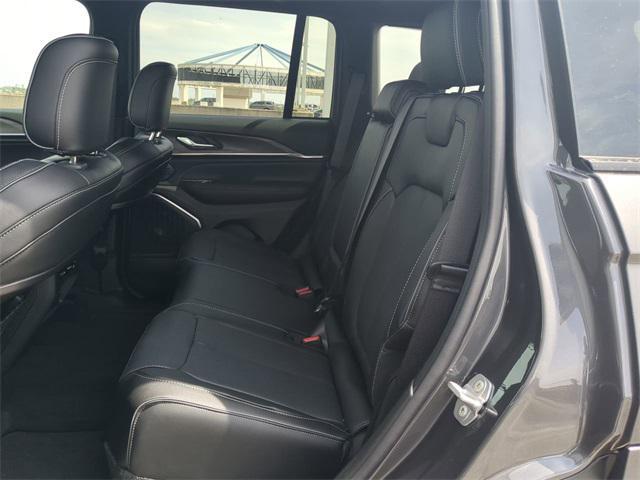new 2025 Jeep Grand Cherokee car, priced at $53,839