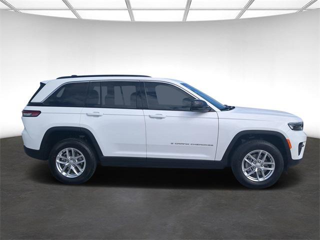 new 2025 Jeep Grand Cherokee car, priced at $34,309