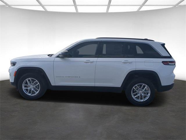 new 2025 Jeep Grand Cherokee car, priced at $34,309