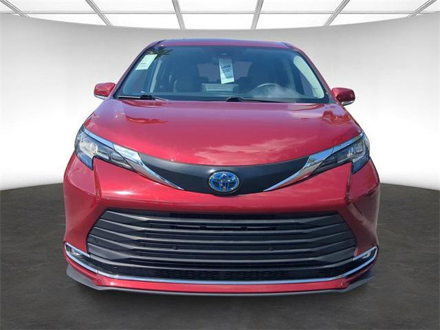 used 2022 Toyota Sienna car, priced at $40,000