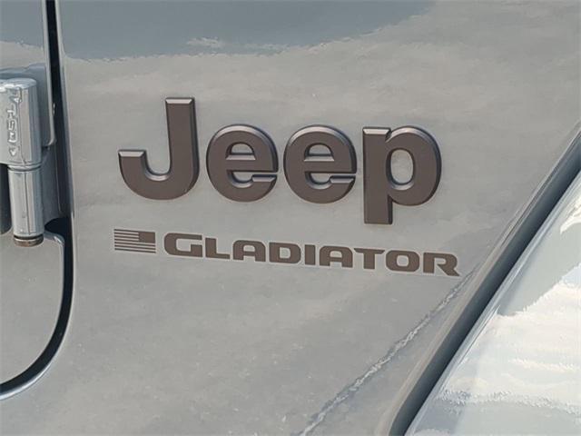 new 2024 Jeep Gladiator car, priced at $41,235