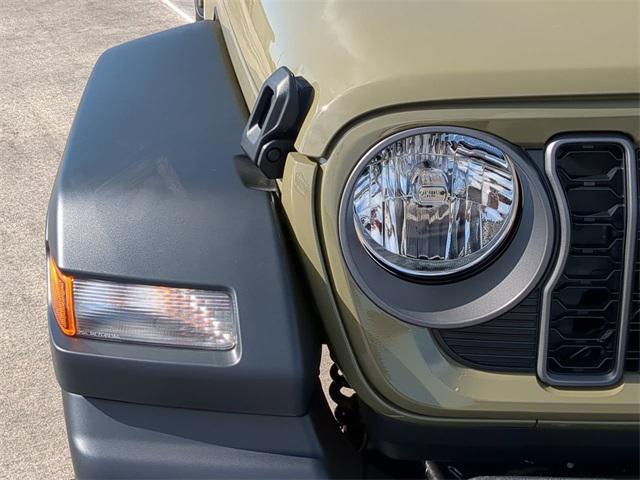 new 2025 Jeep Wrangler car, priced at $43,974
