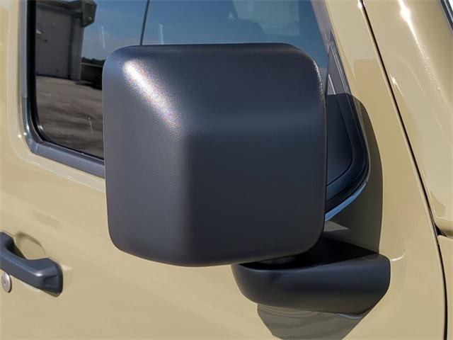 new 2025 Jeep Wrangler car, priced at $43,974
