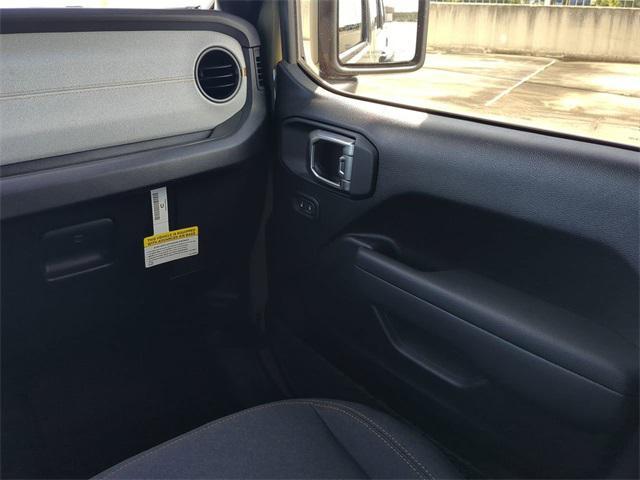 new 2025 Jeep Wrangler car, priced at $43,974