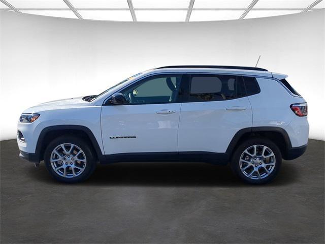 used 2022 Jeep Compass car, priced at $19,999