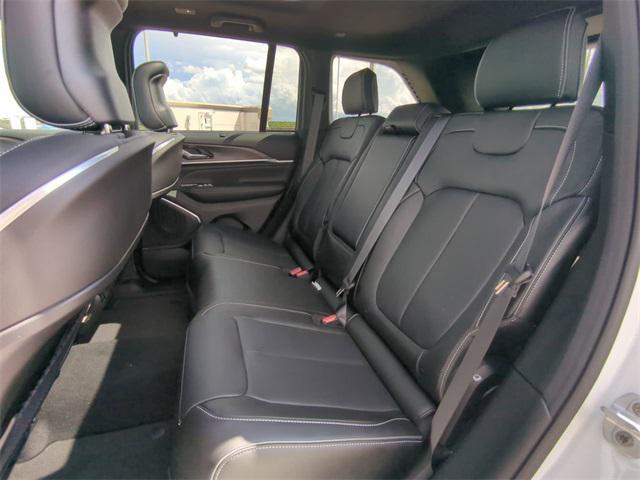 new 2025 Jeep Grand Cherokee car, priced at $62,262