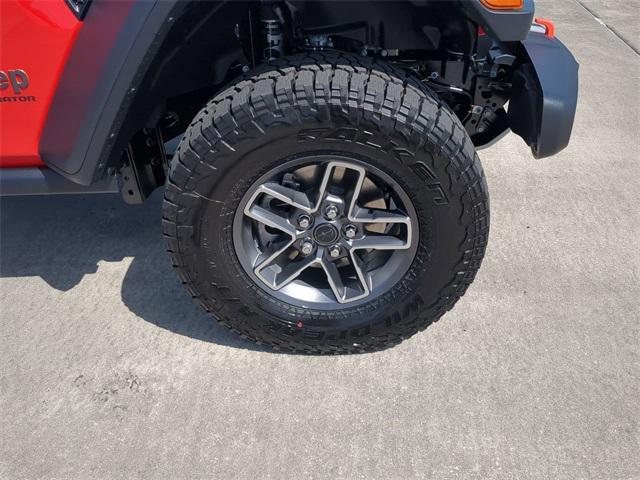 new 2024 Jeep Gladiator car, priced at $53,672