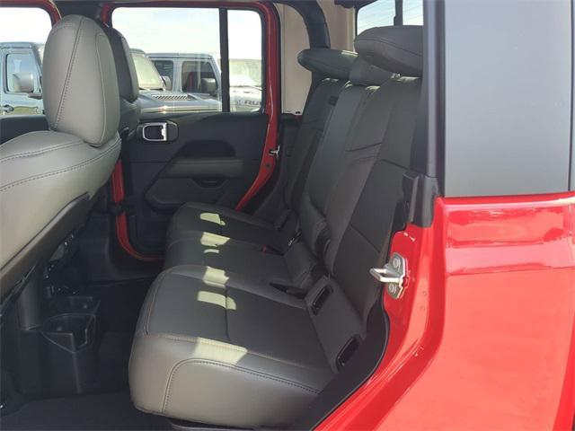 new 2024 Jeep Gladiator car, priced at $53,672