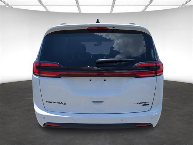 new 2024 Chrysler Pacifica car, priced at $45,789