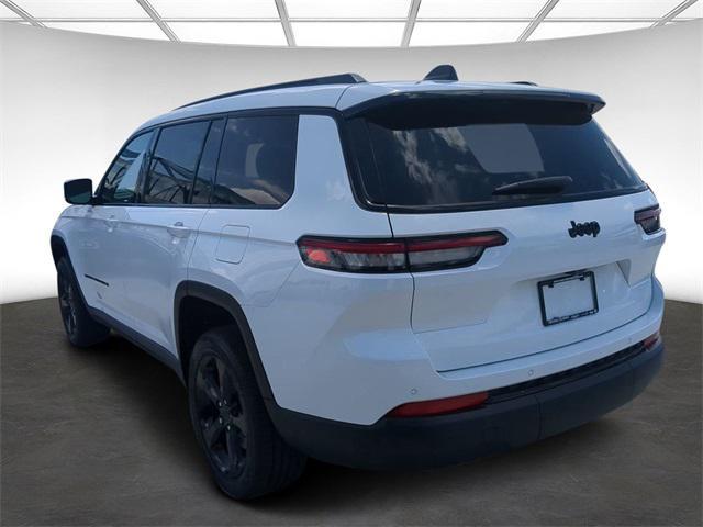 new 2024 Jeep Grand Cherokee L car, priced at $42,358