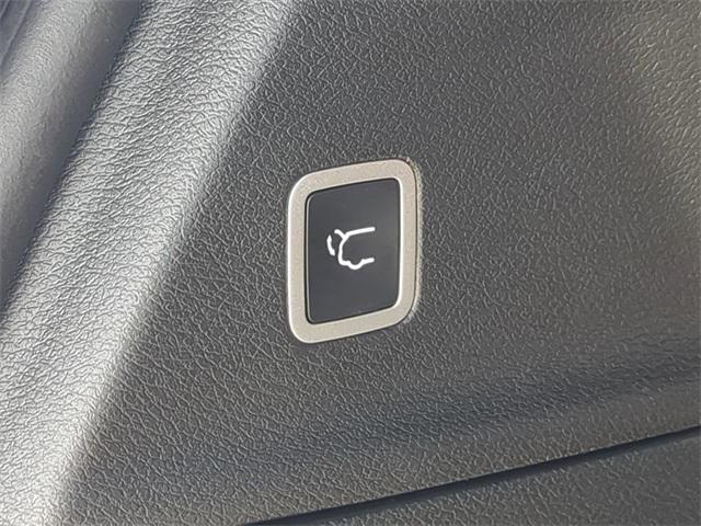 new 2025 Chrysler Pacifica car, priced at $54,690