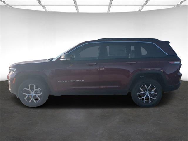 new 2025 Jeep Grand Cherokee car, priced at $44,295