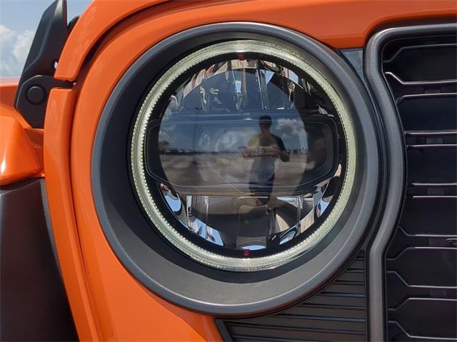 new 2025 Jeep Wrangler car, priced at $99,798