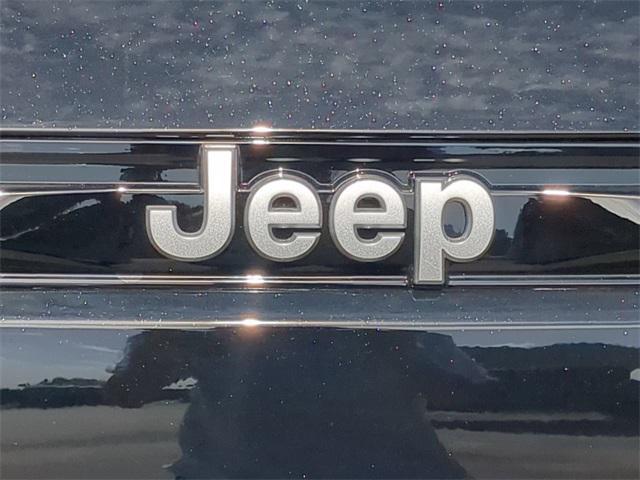 new 2025 Jeep Grand Cherokee car, priced at $34,863