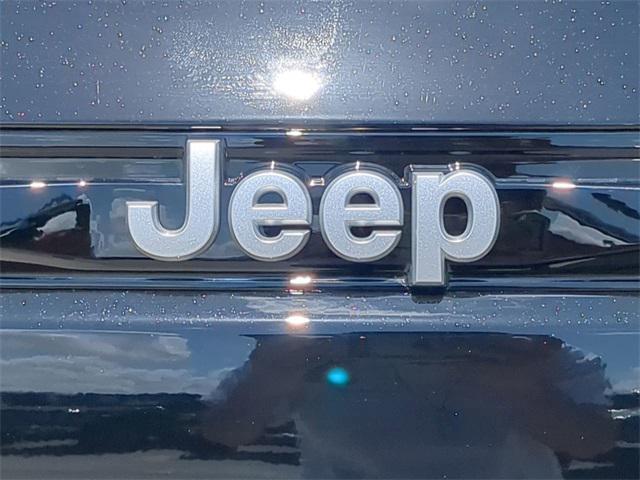 new 2024 Jeep Grand Cherokee car, priced at $40,164