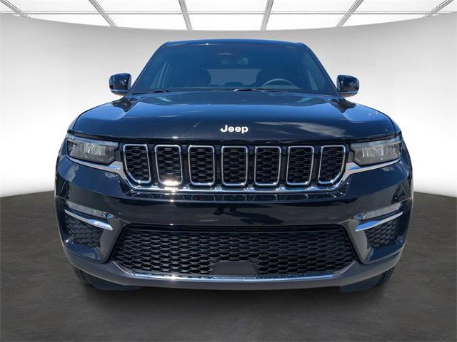 new 2024 Jeep Grand Cherokee car, priced at $40,914