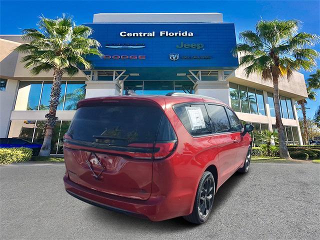 new 2025 Chrysler Pacifica car, priced at $50,294