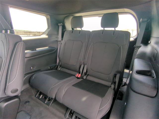 new 2025 Jeep Grand Cherokee L car, priced at $36,823