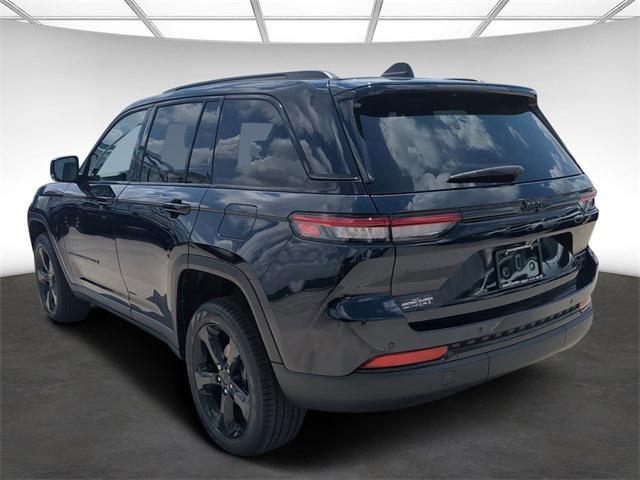 new 2024 Jeep Grand Cherokee car, priced at $43,449