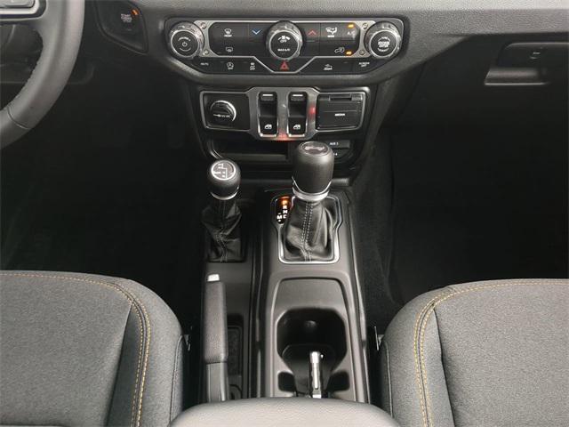 new 2025 Jeep Wrangler car, priced at $37,781