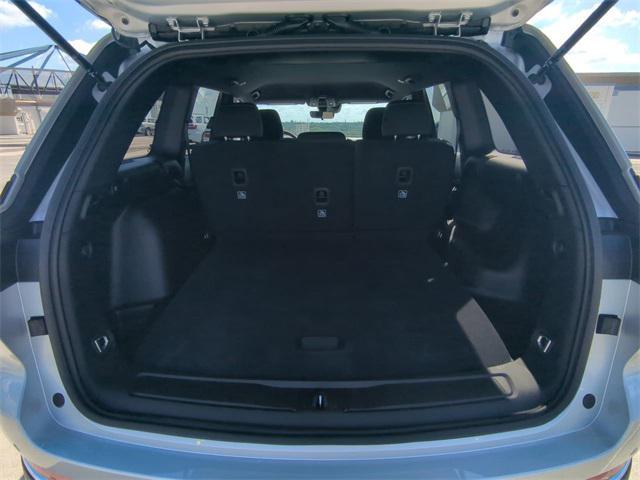 new 2025 Jeep Grand Cherokee car, priced at $33,070