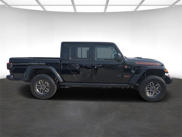 new 2024 Jeep Gladiator car, priced at $66,210