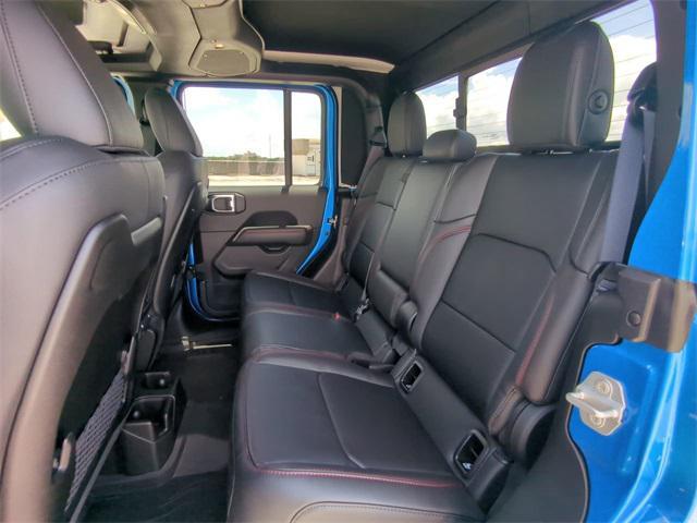 new 2025 Jeep Gladiator car, priced at $53,398