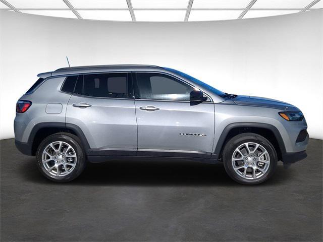 new 2024 Jeep Compass car, priced at $30,498