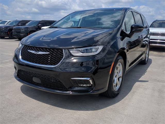 new 2024 Chrysler Pacifica car, priced at $43,491