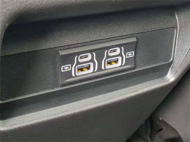 new 2025 Jeep Grand Cherokee car, priced at $35,991