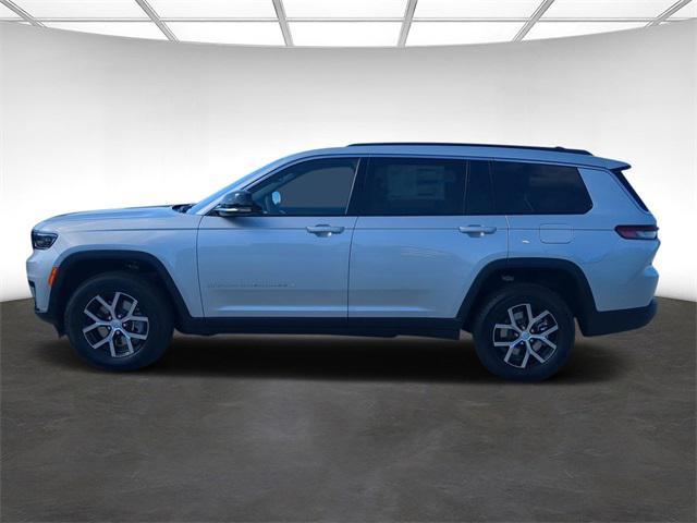 new 2024 Jeep Grand Cherokee L car, priced at $35,254