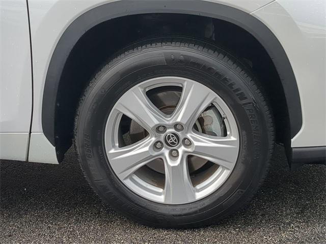 used 2023 Toyota Highlander car, priced at $34,249