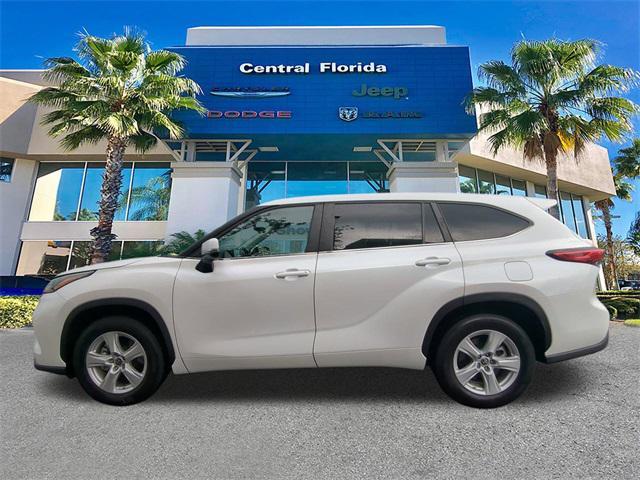 used 2023 Toyota Highlander car, priced at $34,249